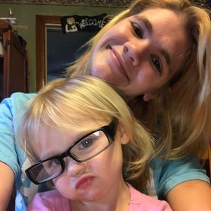 Meet your Posher, Mallory an isabella